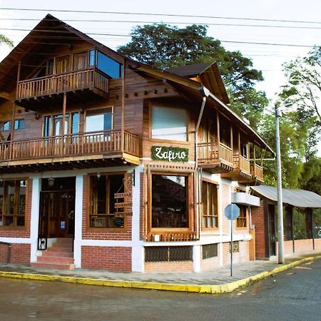 Hostal Zafiro 민도 외부 사진