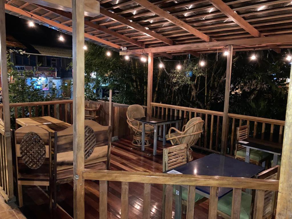 Hostal Zafiro 민도 외부 사진