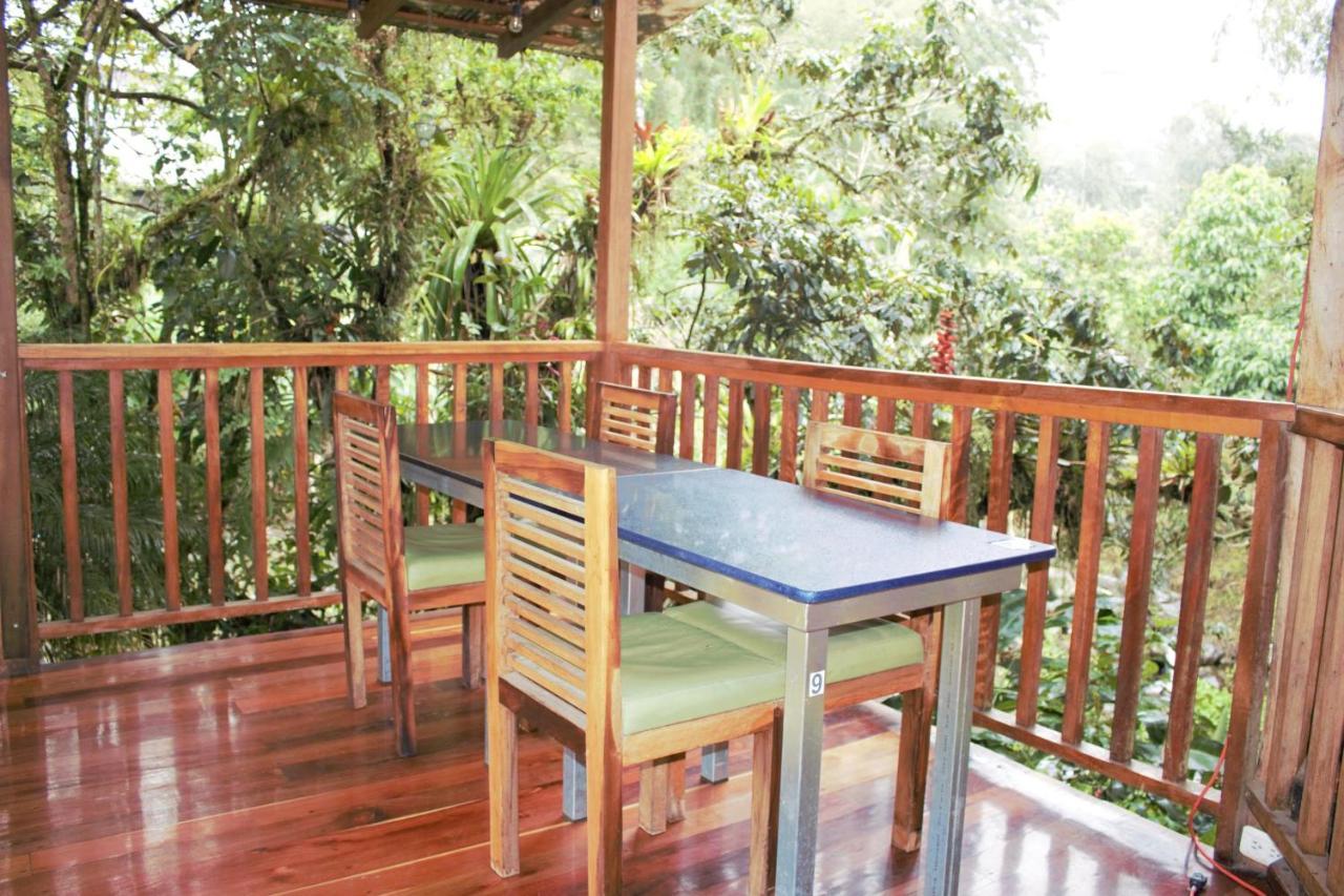 Hostal Zafiro 민도 외부 사진