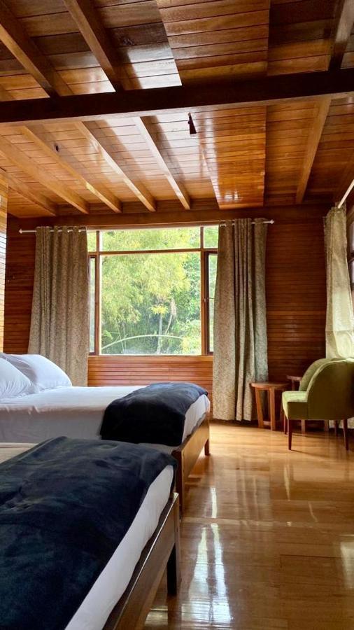 Hostal Zafiro 민도 외부 사진