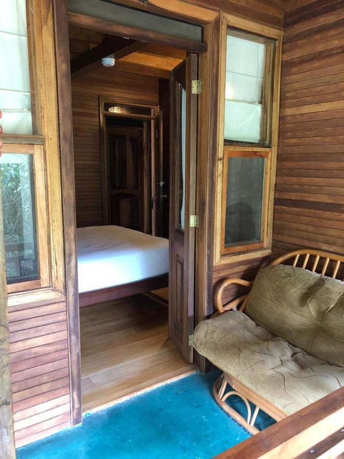 Hostal Zafiro 민도 외부 사진